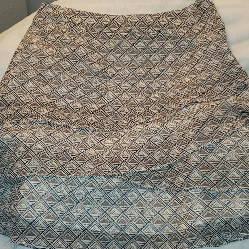 Garnet Hill Silk Skirt. Sz02